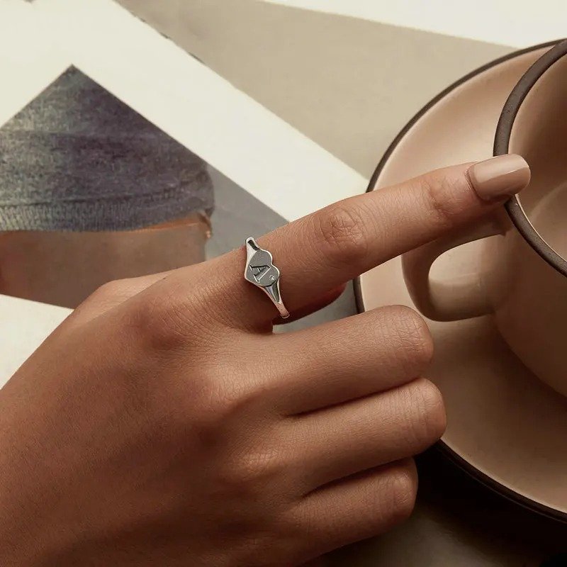 Offener Ring mit graviertem Anfangsbuchstaben A, herzförmig, verstellbar, stapelbar
