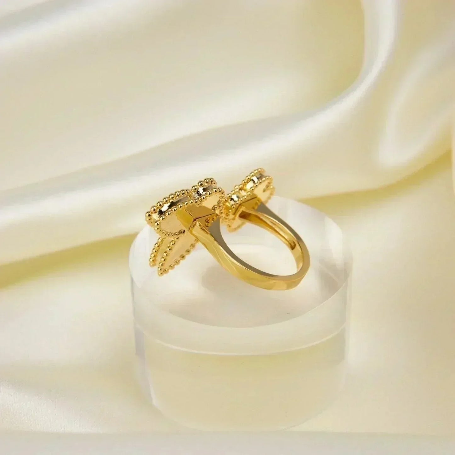 [Vicky]LUCKY BETWEEN THE FINGER RING