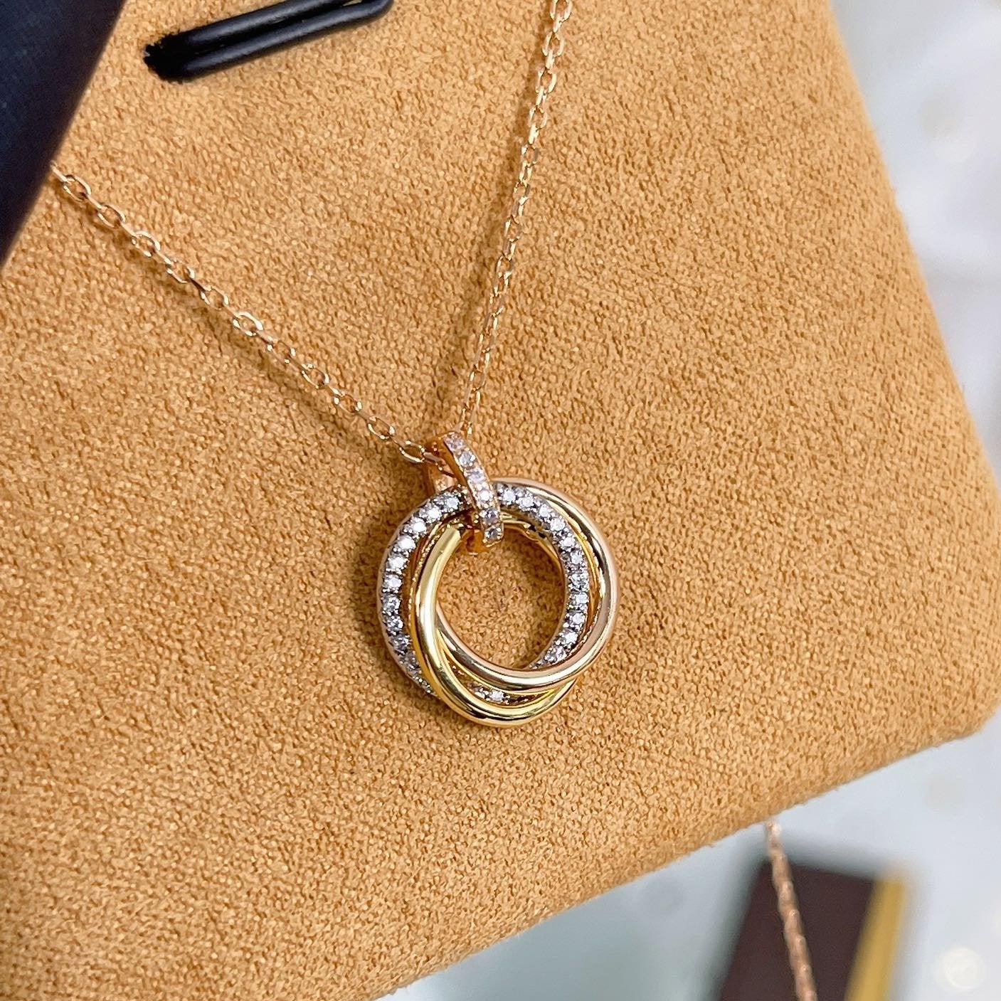 [Vicky]TRINITY NECKLACE SILVER GOLD PINK GOLD DIAMONDS