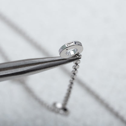 [Vicky]PARENTESI NECKLACE SILVER DIAMOND