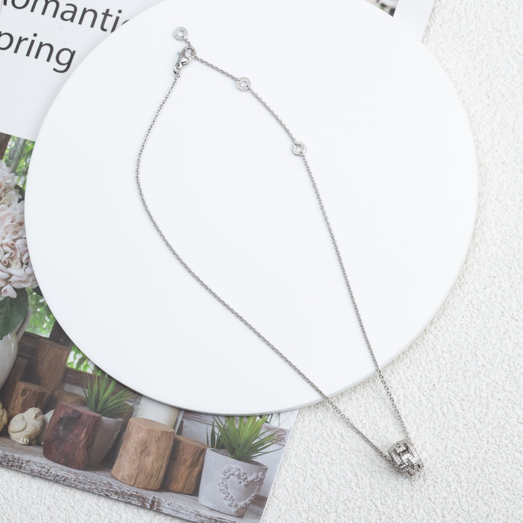 [Vicky]PARENTESI NECKLACE SILVER DIAMOND
