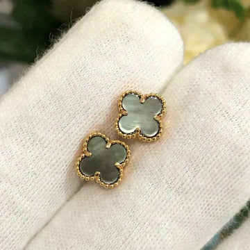 [Royal&Vicky]CLOVER MINI 9.5MM GRAY MOP EARRINGS