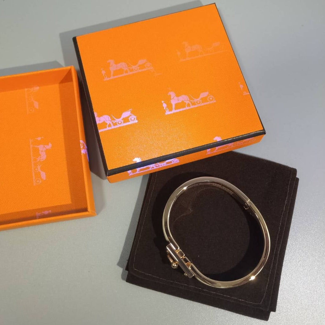 [Royal&Vicky]H GREY BRACELET
