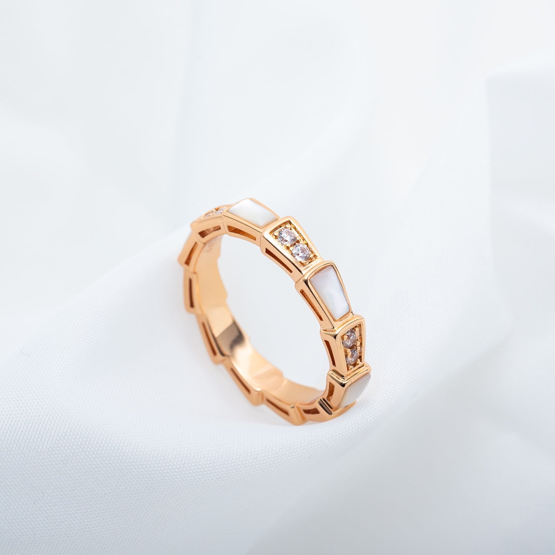 [Vicky]SERPENTI RING ROTGOLD DIAMANT MOP 3MM