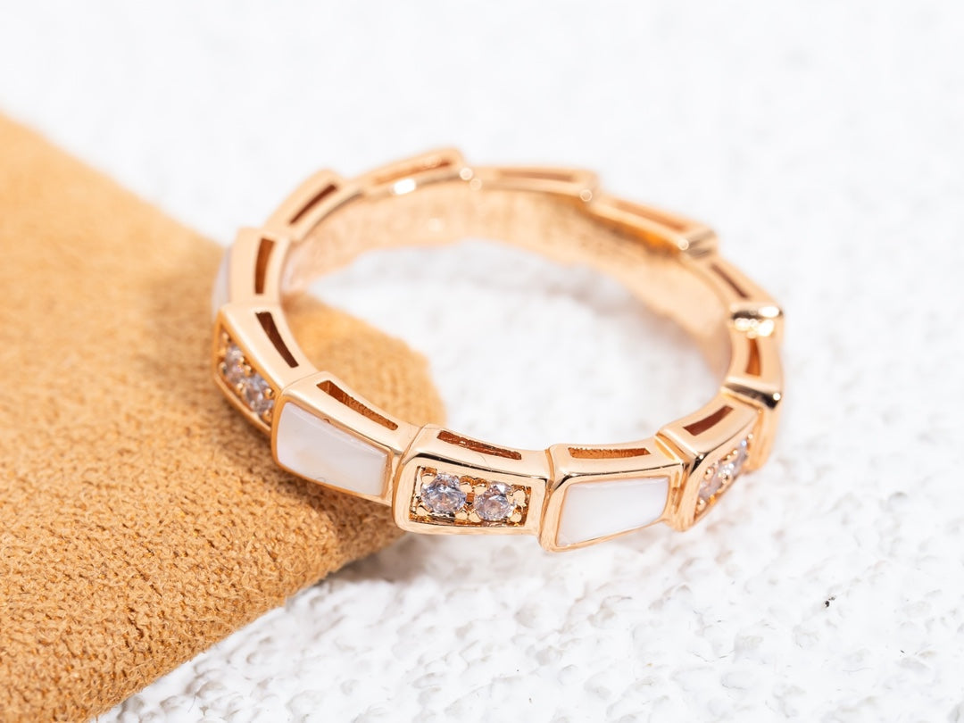 [Vicky]SERPENTI RING ROTGOLD DIAMANT MOP 3MM
