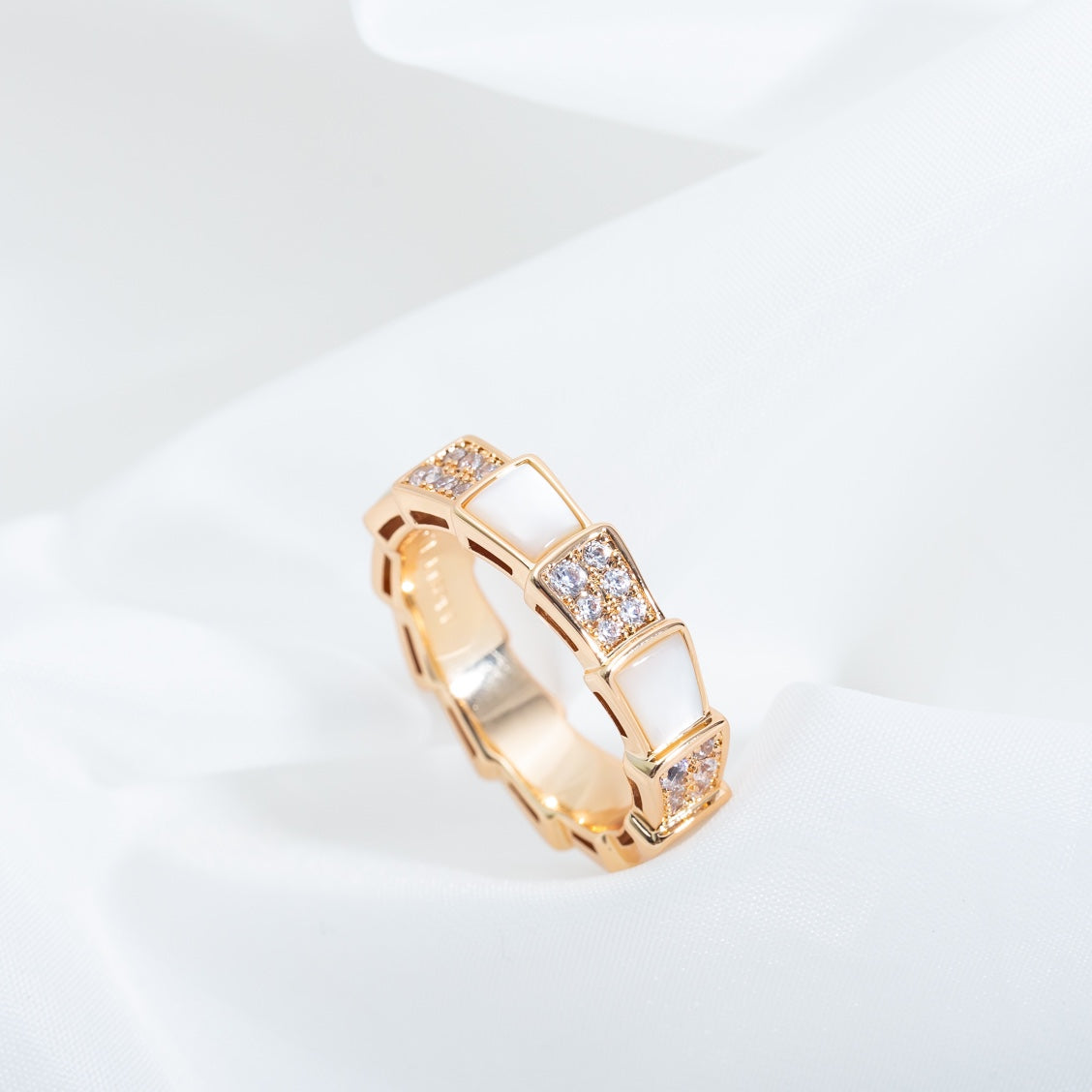 [Vicky]SERPENTI RING PINK GOLD MOP DIAMOND PAVED 4MM