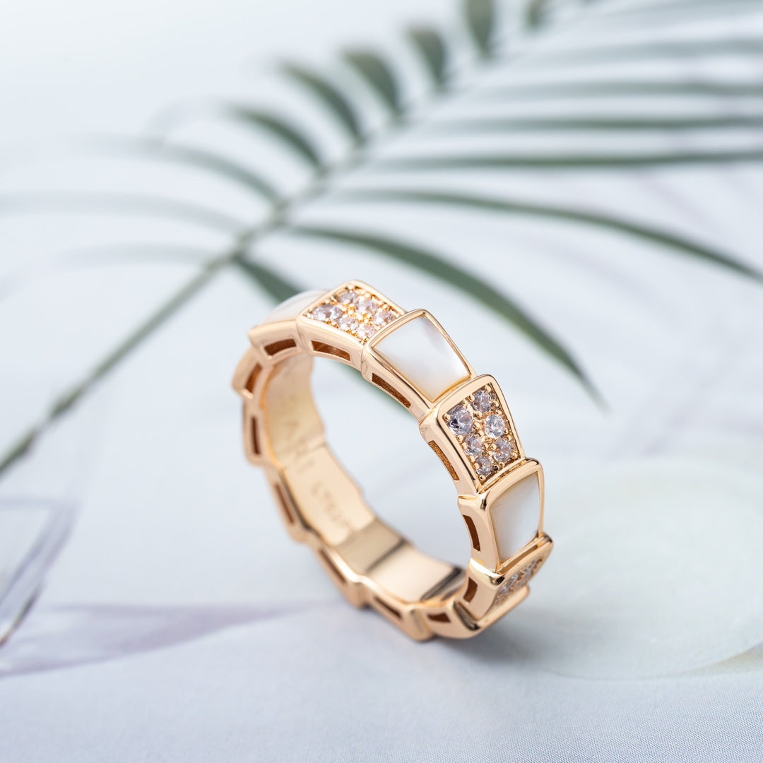 [Vicky]SERPENTI RING PINK GOLD MOP DIAMOND PAVED 4MM