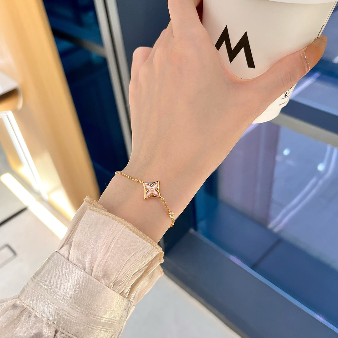 [ヴィッキー]スター1ダイヤモンドピンクゴールドブレスレット