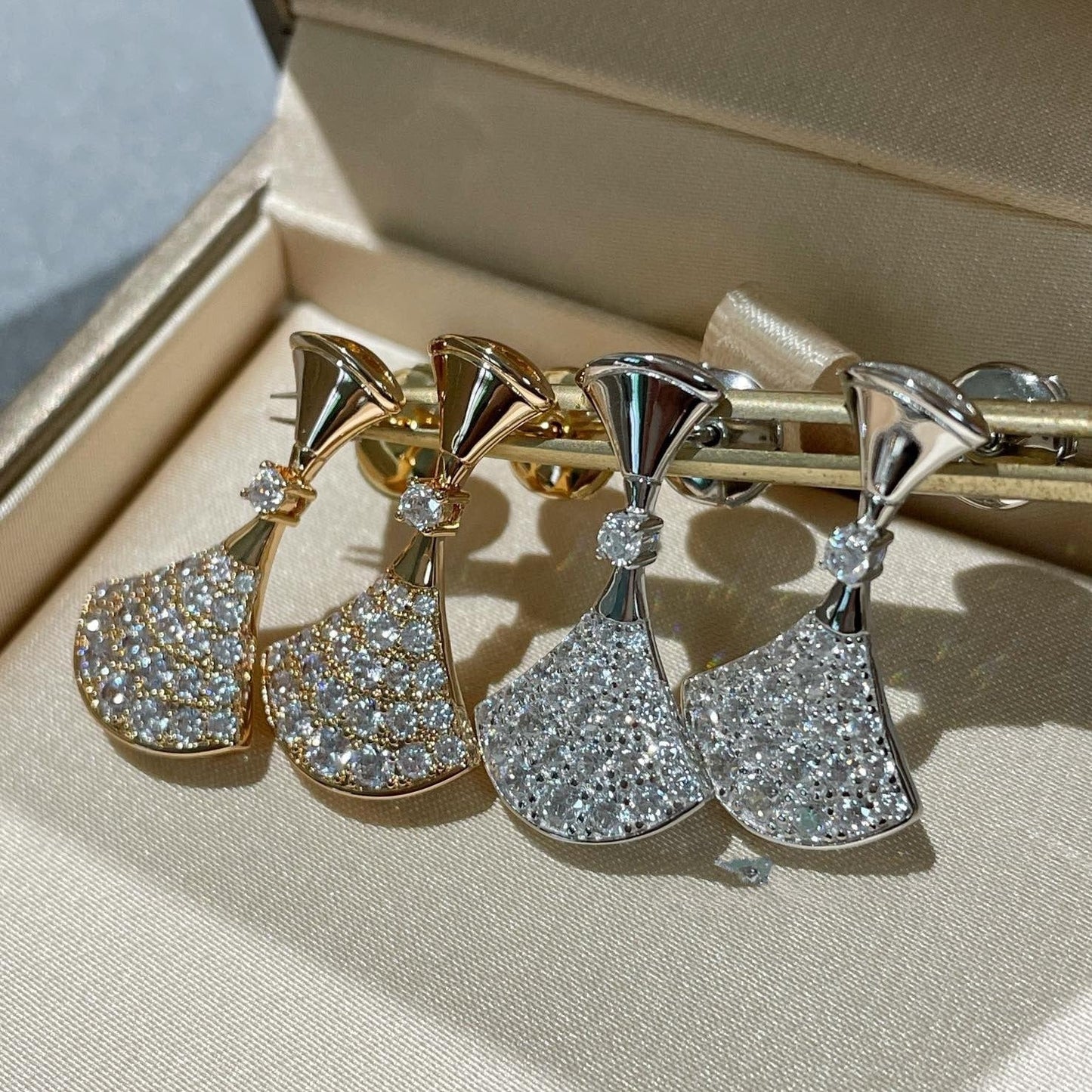 [Vicky]DREAM EARRINGS DIAMOND