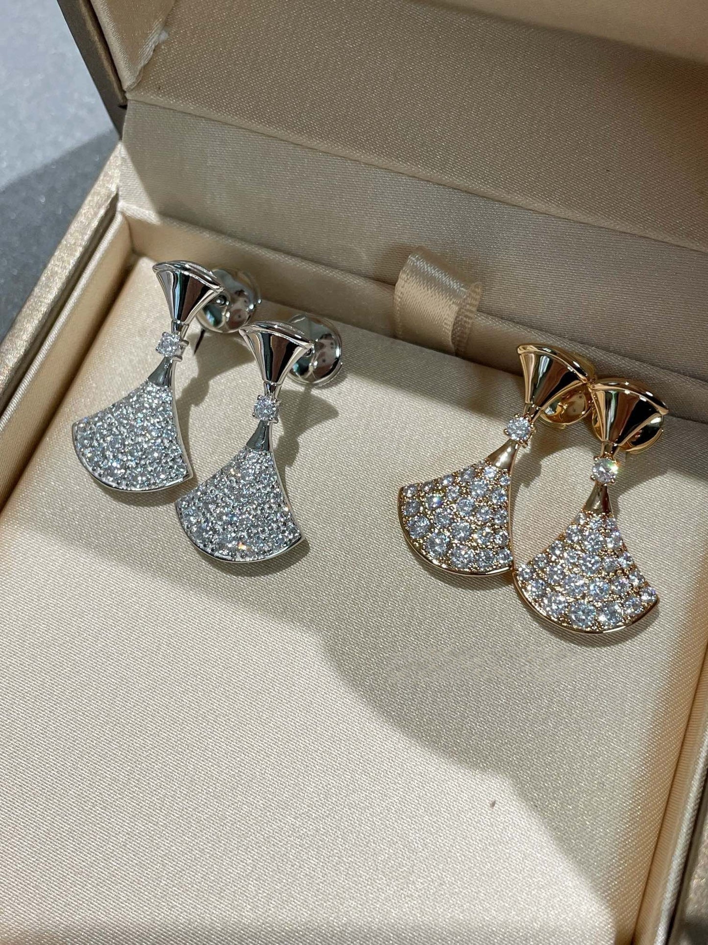 [Vicky]DREAM EARRINGS DIAMOND