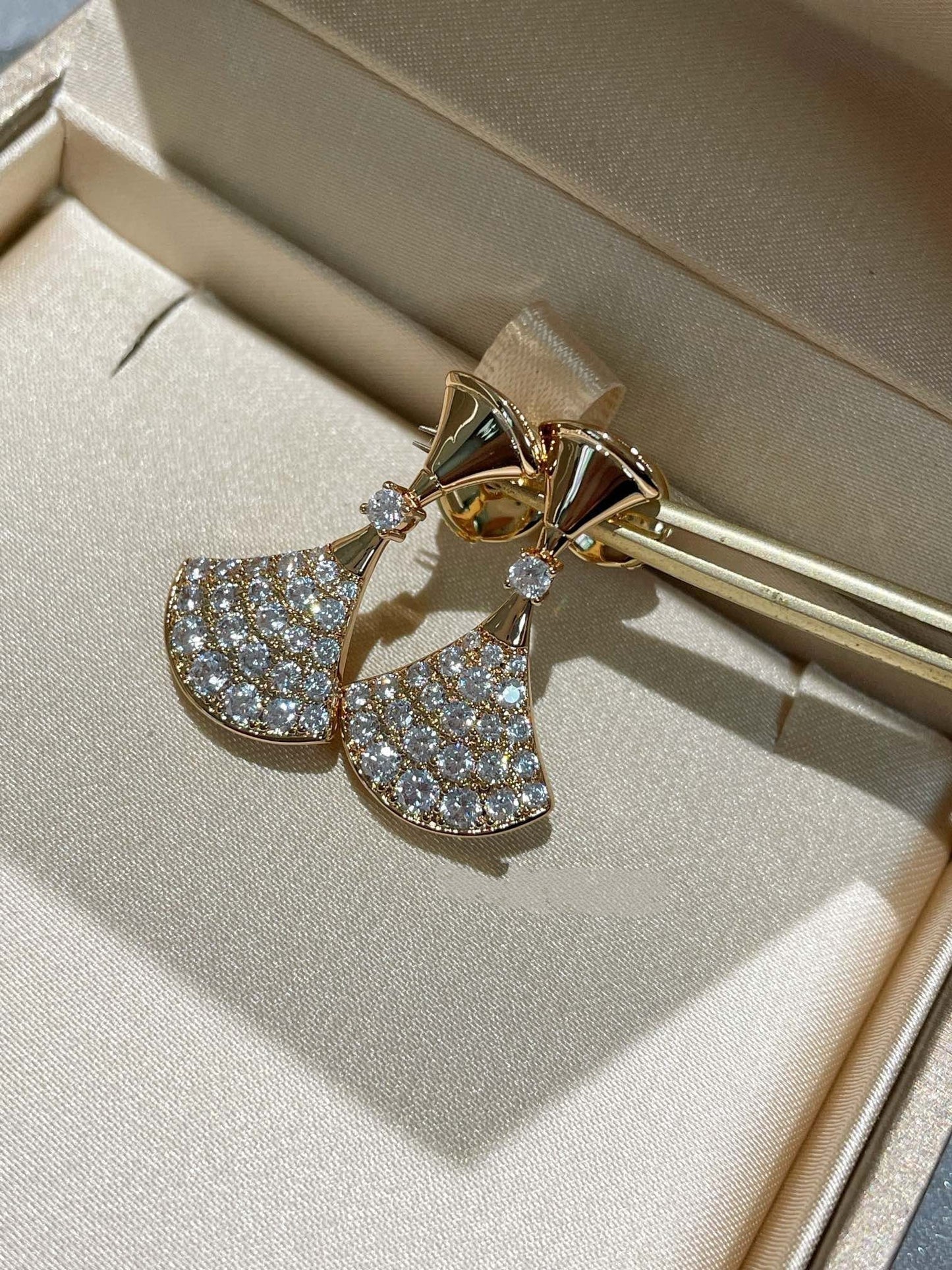 [Vicky]DREAM EARRINGS DIAMOND
