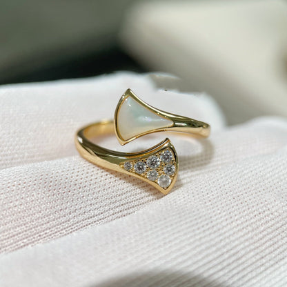 [Vicky] TRAUMRING ROTGOLD DIAMANT