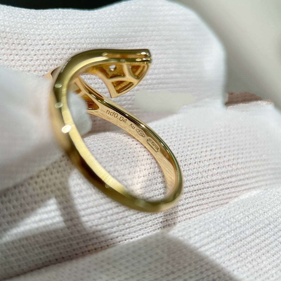 [Vicky] TRAUMRING ROTGOLD DIAMANT