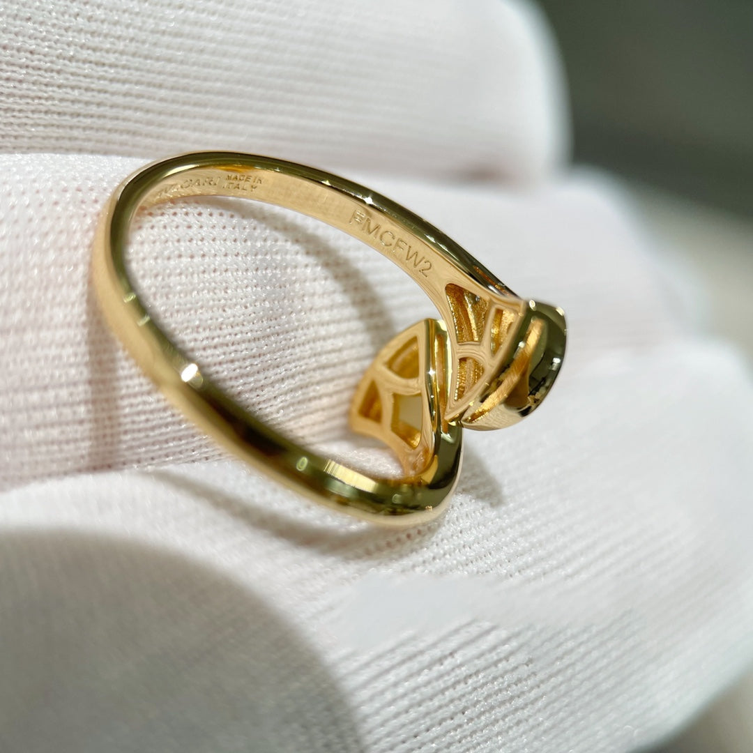 [Vicky] TRAUMRING ROTGOLD DIAMANT