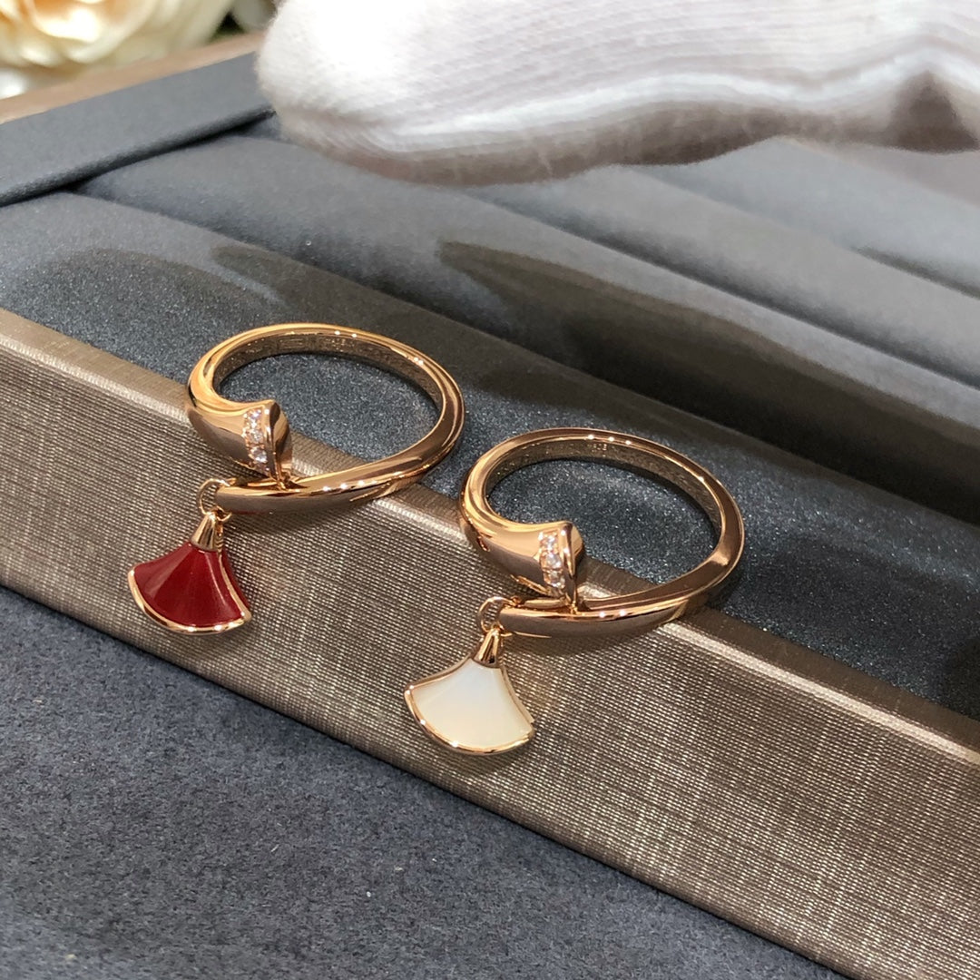 [Vicky]TRAUMRING ROTGOLD