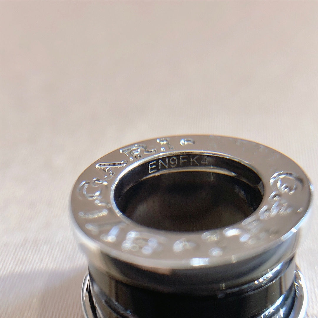 [Vicky]ZERO 1 BLACK CERAMIC SILVER NECKLACE