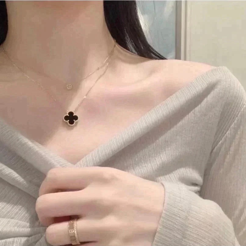 [Vicky]CLOVER 15MM BLACK ONYX SINGLE FLOWER NECKLACE