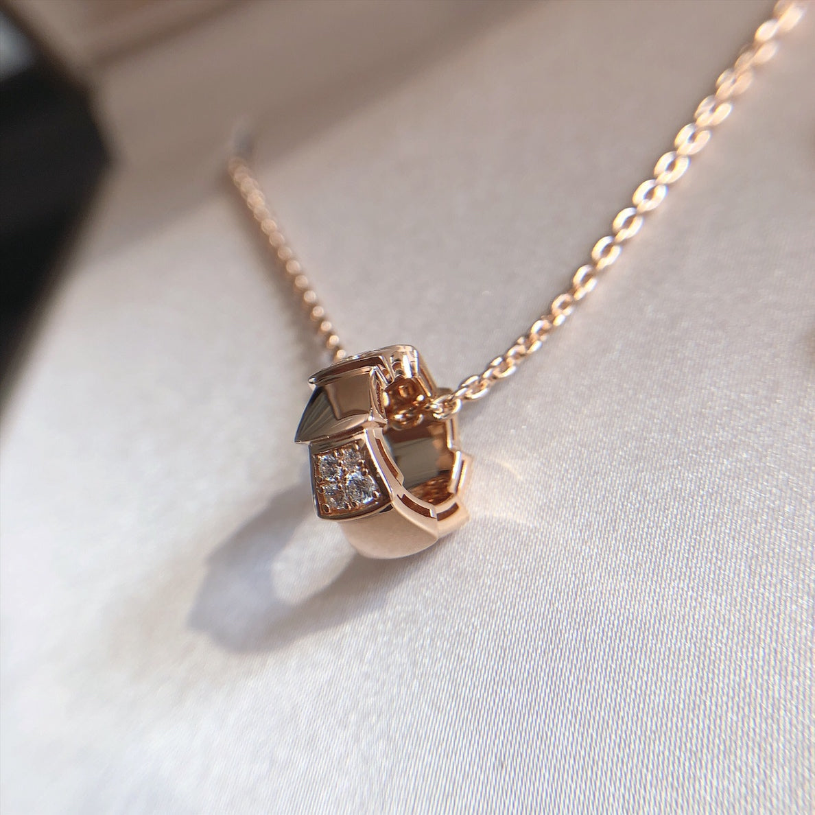 [Vicky]SERPENTI PEDANT DIAMOND PINK GOLD NECKLACE