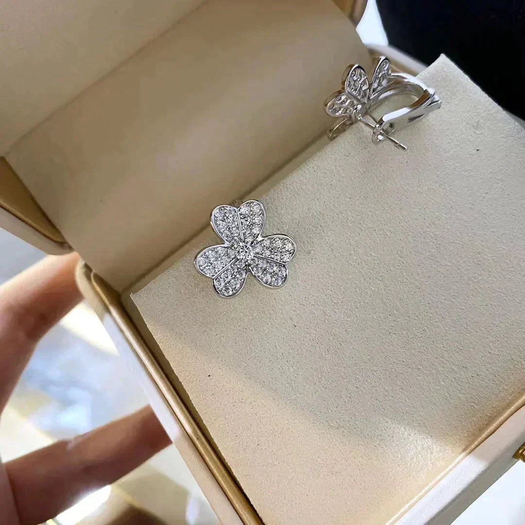 [Vicky]CLOVER COMOS DIAMOND EARRINGS SILVER