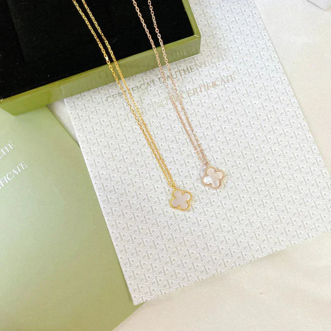 [Vicky]CLOVER MINI 9.5MM WHITE MOTHER-OF-PEARL NECKLACE