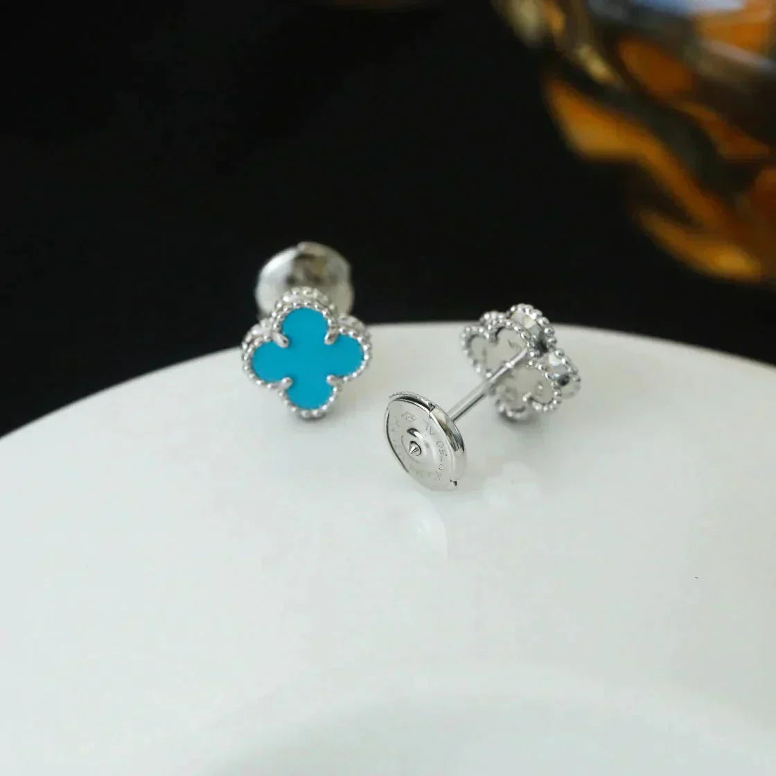 [Vicky]CLOVER MINI 9.5MM ONYX STUD EARRINGS SILVER