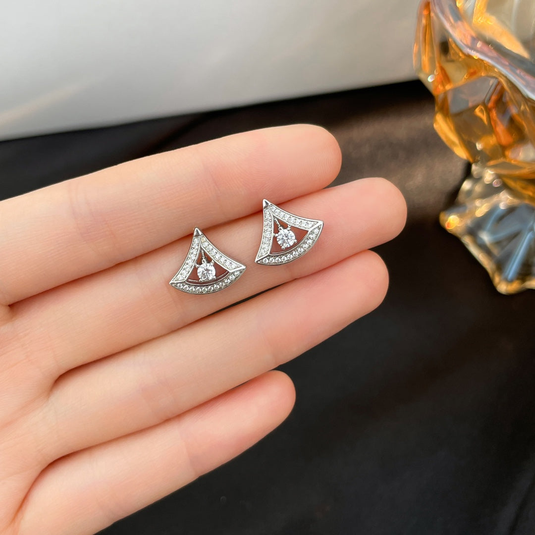 [Vicky]DREAM MINI DIAMOND STUD EARRINGS