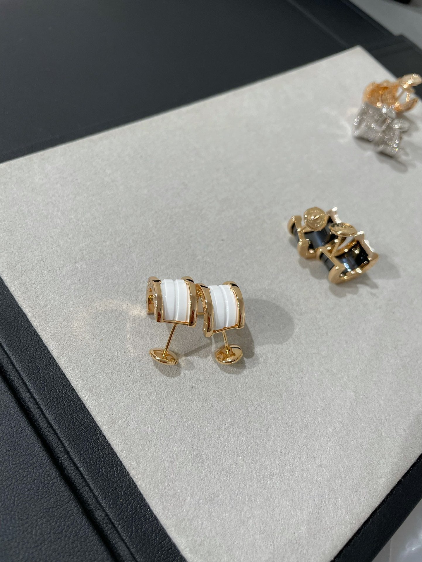 [Vicky]ZERO 1 PINK GOLD CERAMIC EARRINGS