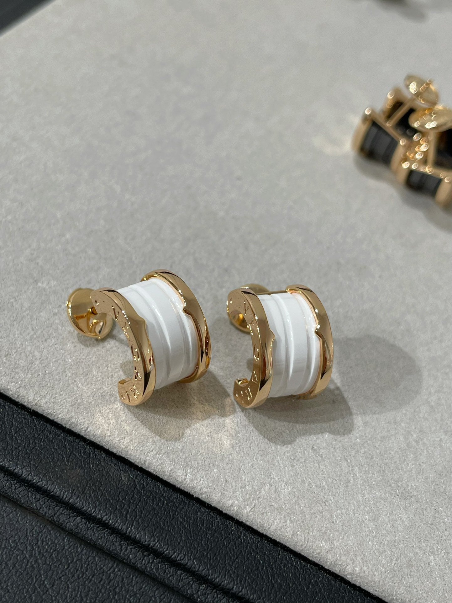 [Vicky]ZERO 1 PINK GOLD CERAMIC EARRINGS