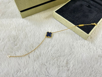 [Vicky]CLOVER 1 MOTIF PIETERSITE BRACELET