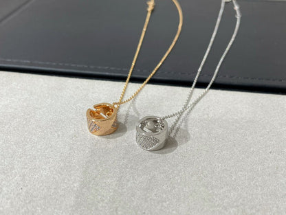 [Vicky] LIENS EVIDENCE DIAMANT-HALSKETTE
