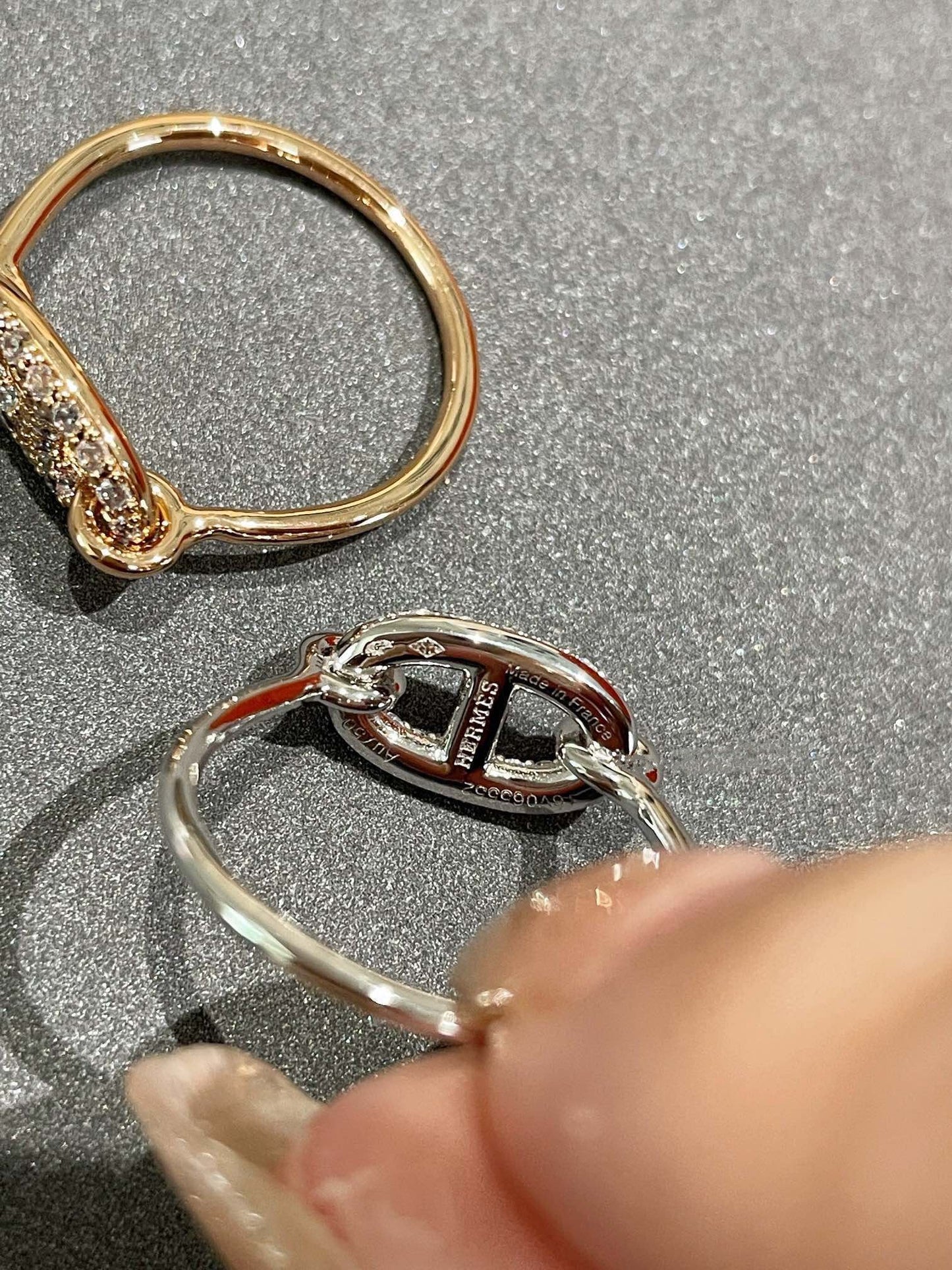 [Vicky]Runder kleiner Diamantring