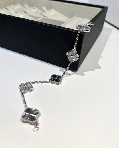 [Vicky]CLOVER 5 MOTIF SILVER DIAMOND BRACELET