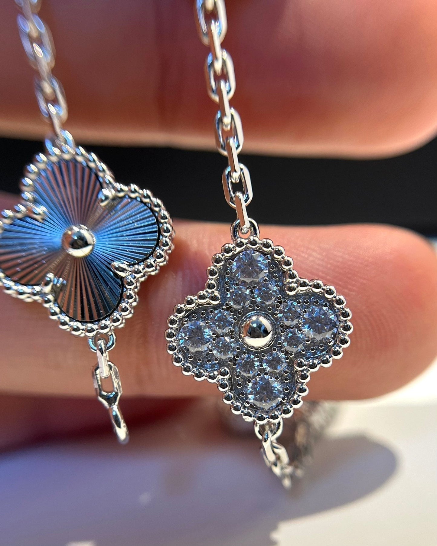 [Vicky]CLOVER 5 MOTIF SILVER DIAMOND BRACELET