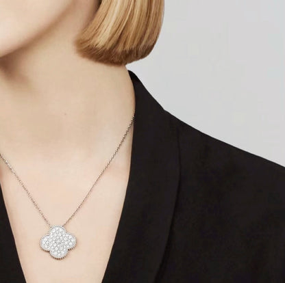[Vicky]CLOVER 25MM LARGE PENDANT DIAMOND PAVED SILVER NECKLACE