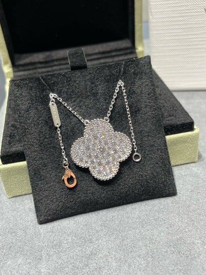 [Vicky]CLOVER 25MM LARGE PENDANT DIAMOND PAVED SILVER NECKLACE