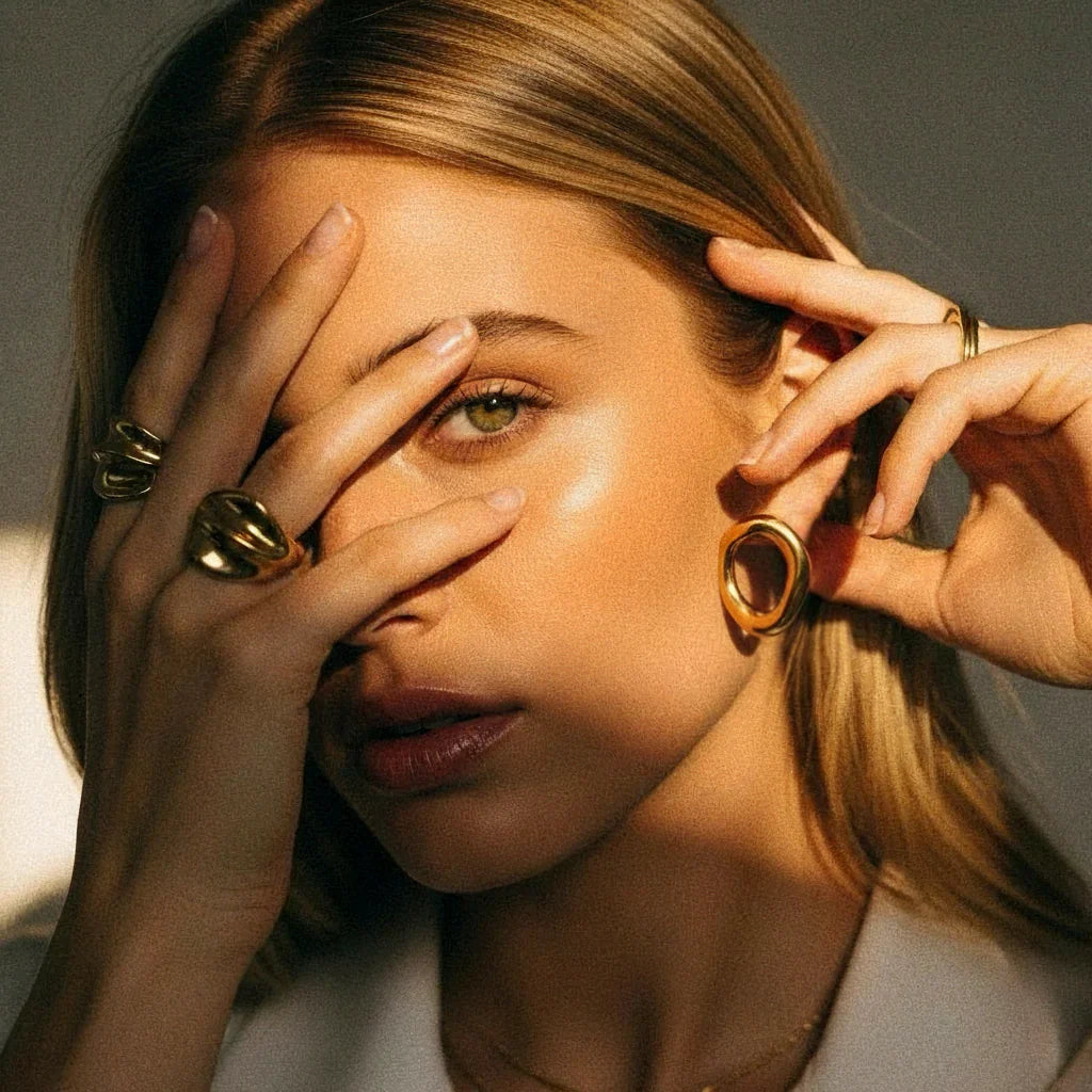 [Royal Vicky]Raquel Open Oval Earrings