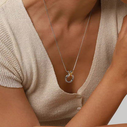 [Royal Vicky]Mirabelle Ring Knot Necklace