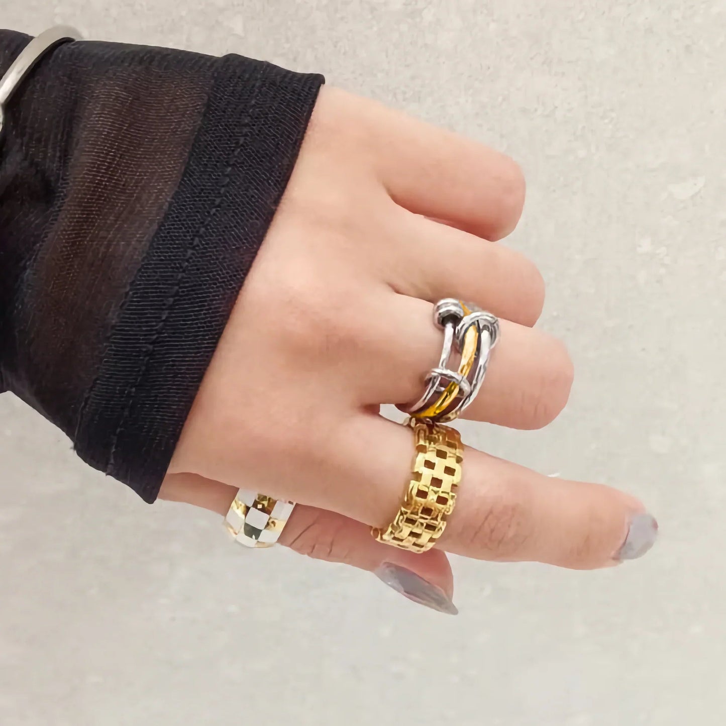 [Royal Vicky]Gabriela Two-Tone Ring Stack