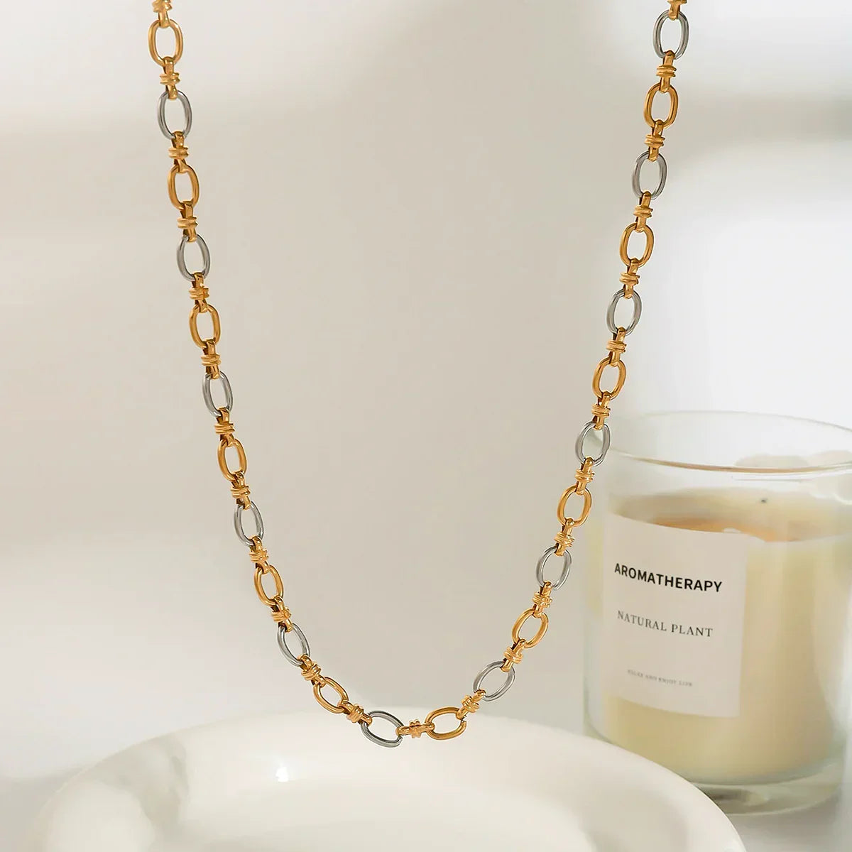 [Royal Vicky]Addison Two Tone Gold Necklace