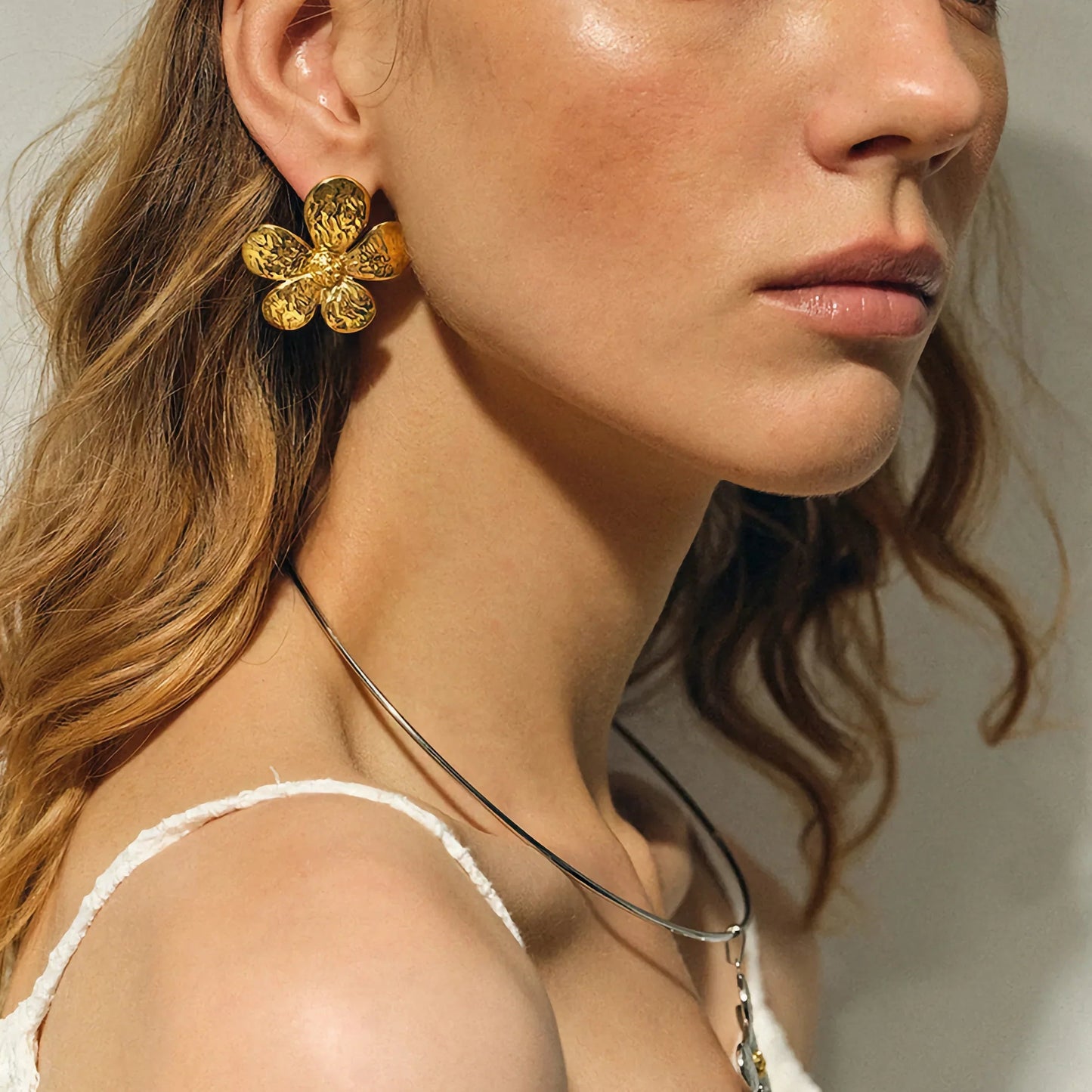 [Royal Vicky]Daisy Gold Earrings