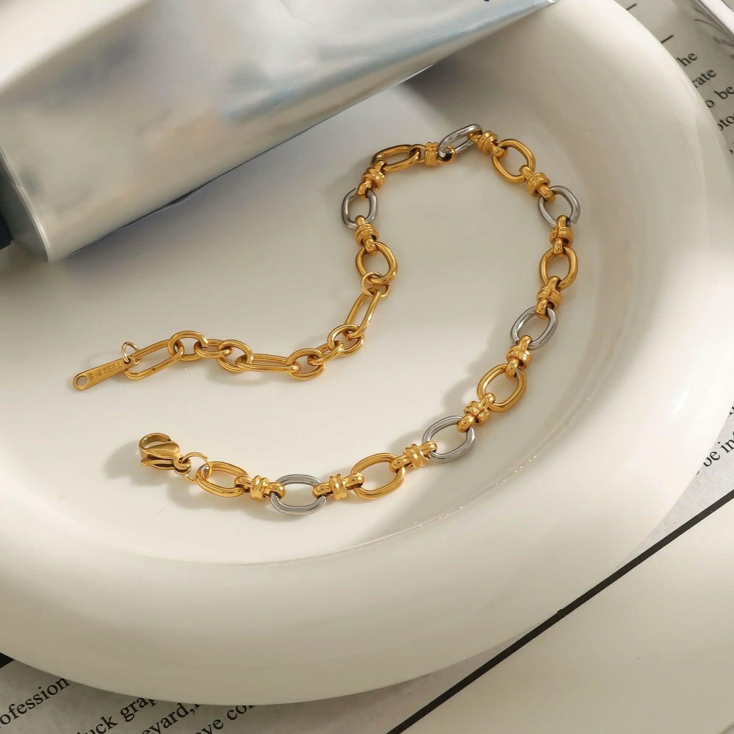 [Royal Vicky]Addison Two Tone Gold Bracelet