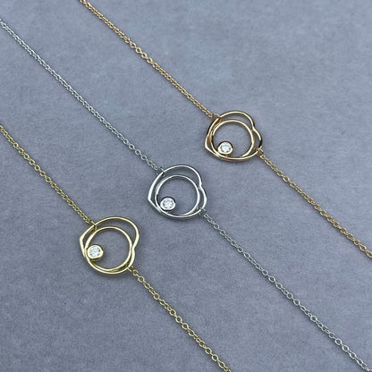 [Vicky]HOLLOW HEART SINGLE DIAMOND BRACELET
