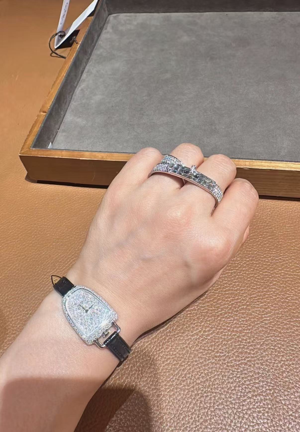 [Vicky]NEW STYLE FULL CIRCLE DOUBLE DIAMOND RING