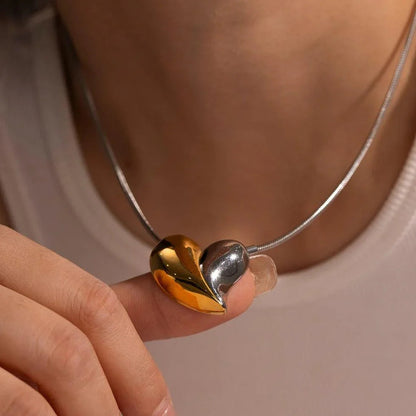 [Royal Vicky]Dorothea Two Tone Heart Necklace