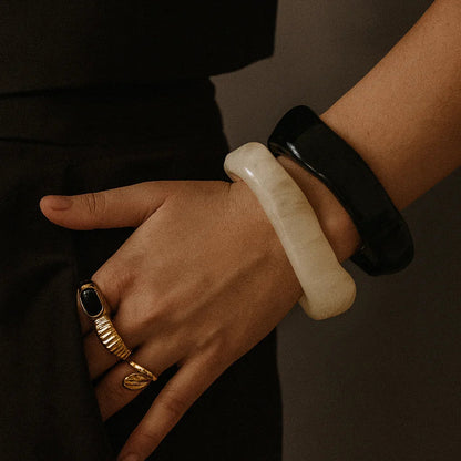 [Royal Vicky]Avaria Acrylic Bangle