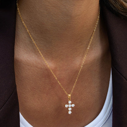 [Royal Vicky]Wynter Diamond Cross Necklace