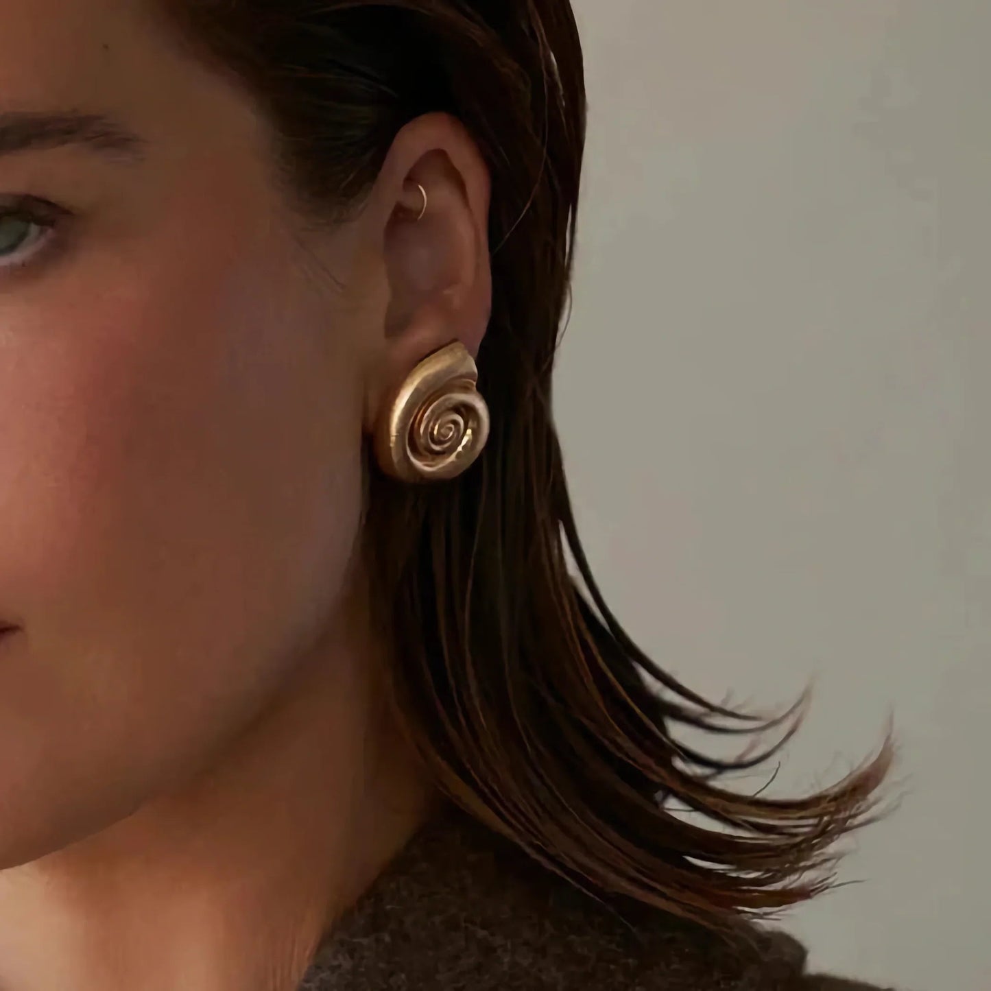 [Royal Vicky]Nauticia Gold Shell Earrings