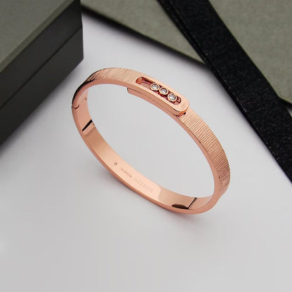 [Vicky]Move Noa Ciselé bangle