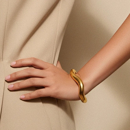 [Royal Vicky]Zaria Asymmetrical Gold Bangle