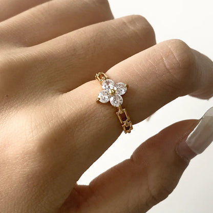 [Royal Vicky]Clestine Diamond Petal Ring